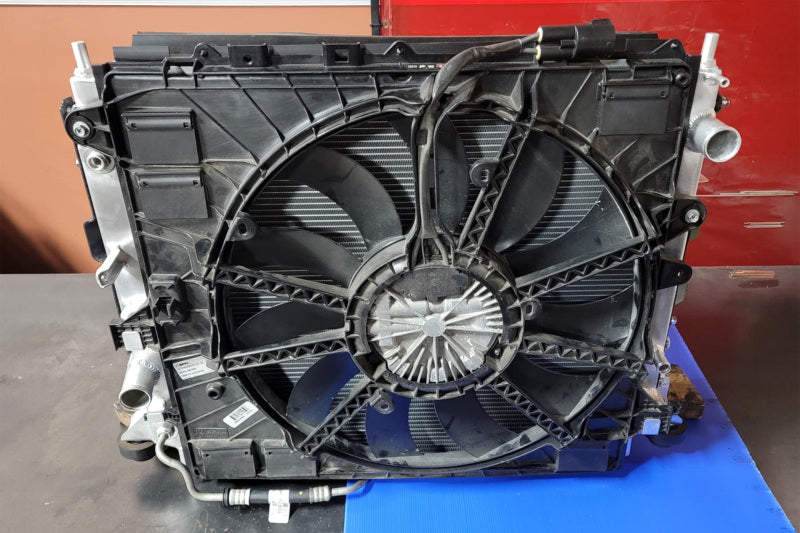 CSF 16-24 Chevrolet Camaro AT and MT / 16-19 Cadillac CTS-V High Performance All Aluminum Radiator